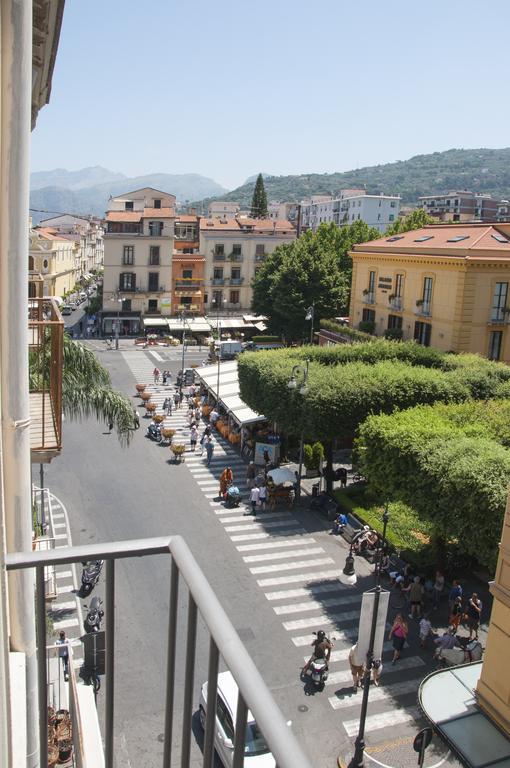 Hotel La Casa Dell'Orologio - Main Square Sorrento Pokoj fotografie